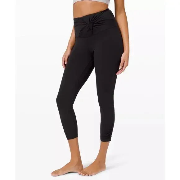 🦄 Rare Lululemon Align High Rise Crop 23" Twist Waist Legging Pant Black Size 4 - Picture 3 of 15